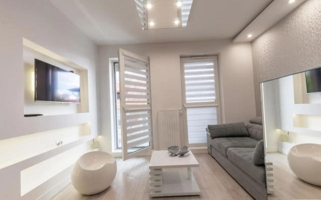 Apartamenty Lustrzany