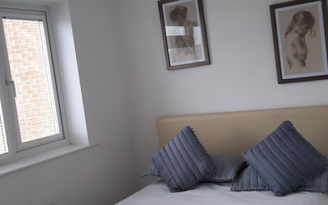Impeccable 5-bed House in Stockton-on-tees