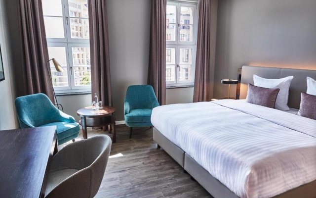 Superior Twin room (twin beds)