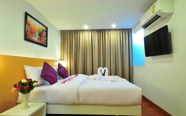 Win Long Place managed by Win Long