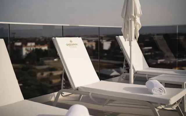 Green Park penthouse Suite & Pool