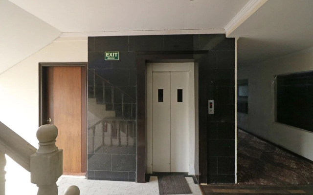 Fabhotel Clark Height