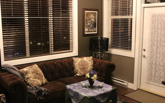 Brookside Inn Boutique Hotel
