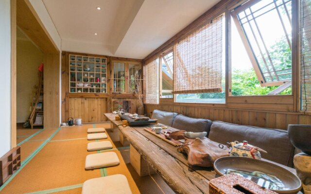Zen Tea House Seven Stars Park