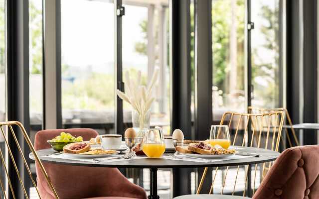 Mirabilis Boutique Hotel