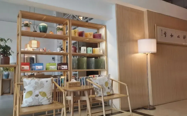 Jinju Art  Hotel