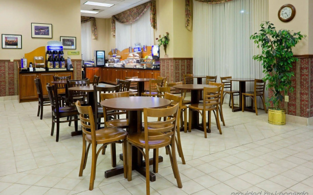 Best Western Plus Wilkes Barre-Scranton Airport Hotel
