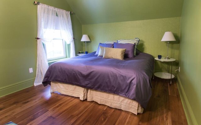 Ambercroft Bed and Breakfast