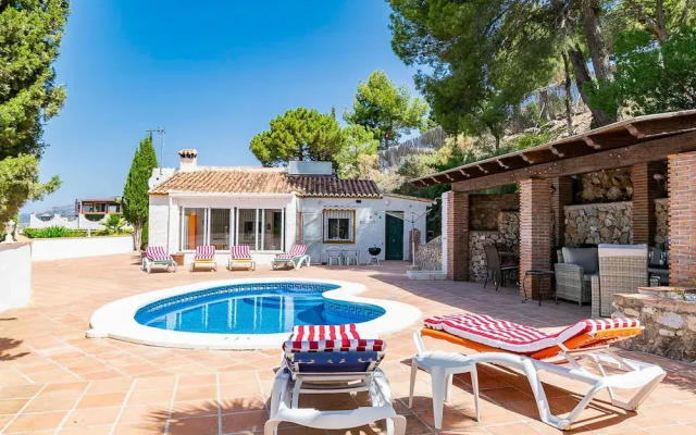 Cruz del Monte in C Mpeta