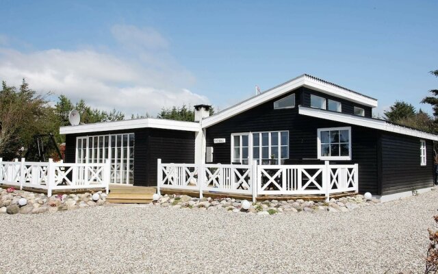 8 Person Holiday Home in Logstor