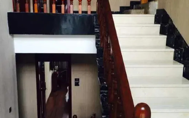 yuzhongWanhao Business Hotel