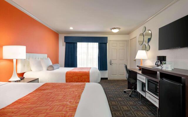 Howard Johnson San Diego State University Area