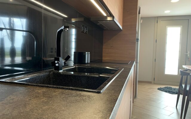 Stunning 2-bed Pool Villa in Skepasti