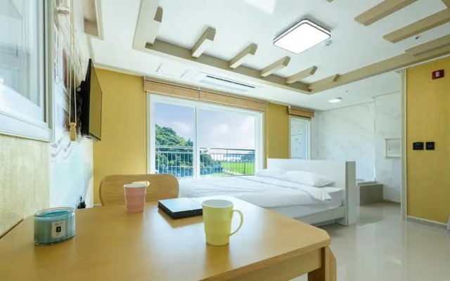 Yeosu Sora Noeul Pension
