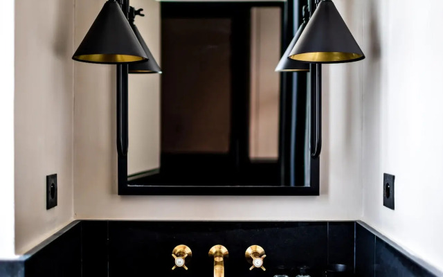 Monsieur George Hotel & Spa – Champs Elysées