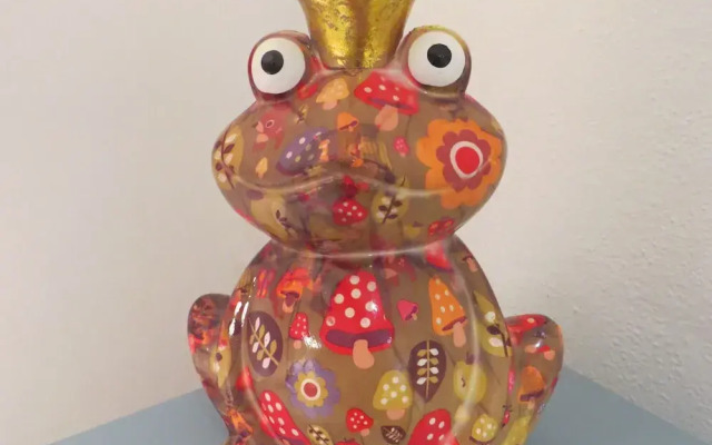 Frog Palace