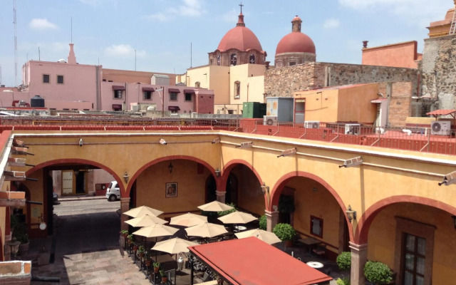 Hotel Quinta Santiago