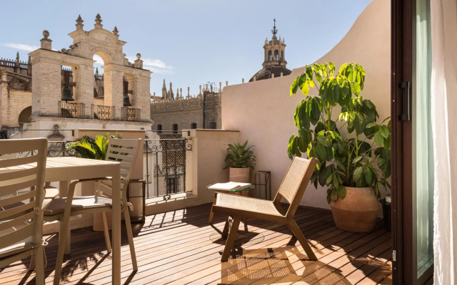 Puerta Catedral Apartments