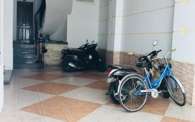 Phuong Dong Hotel & Apartment