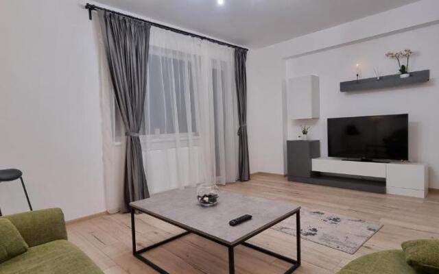 Art Apartment 3