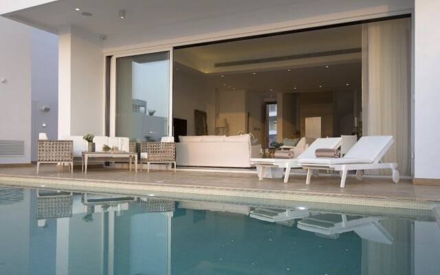 Blue Waves Protaras Beachfront Villa 3