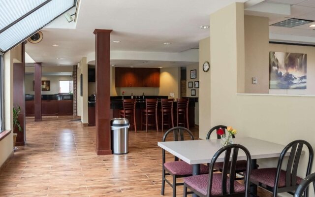 Clarion Inn