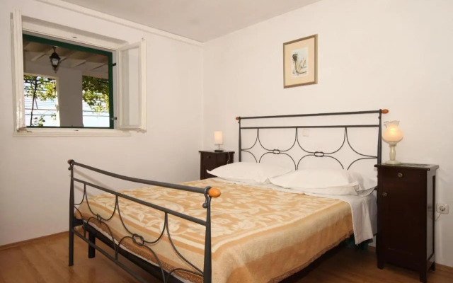 Apartment Tucepi 6901a