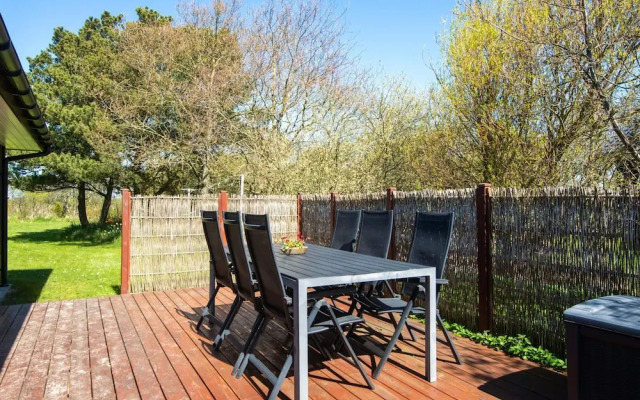 6 Person Holiday Home in Romo