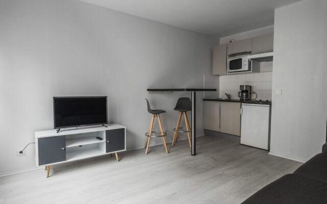 Splendid Studio Near the Wood of Vincennes