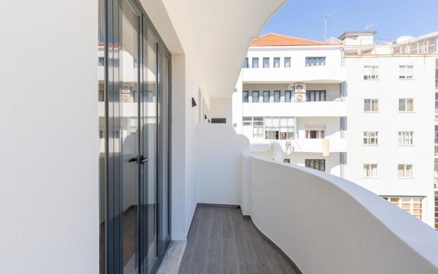 Feel Porto Pinot Townhouse