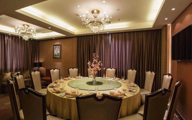Metropolo Shanghai Minhang Hotel