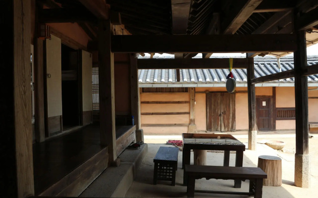 Gyeamgotaek