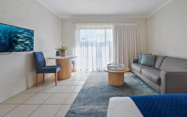 Terrigal Sails Serviced Apartments