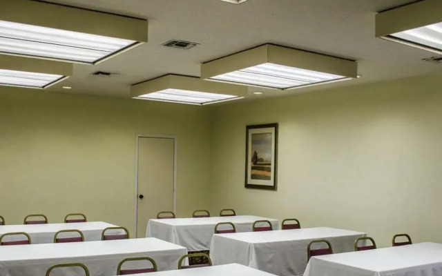 SureStay Studio by Best Western Pensacola