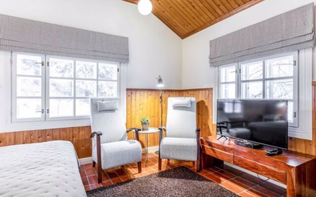 Holiday Home Peukaloinen