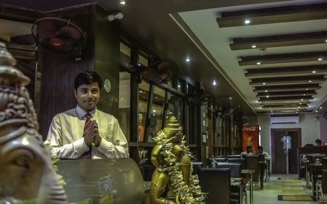 Rajnandini Hotel and Banquet