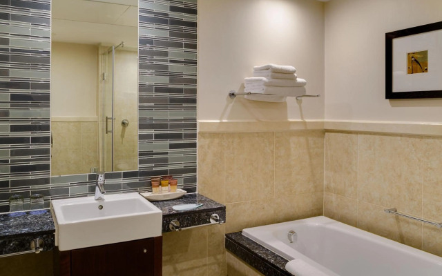 Protea Hotel by Marriott Cape Town North Wharf