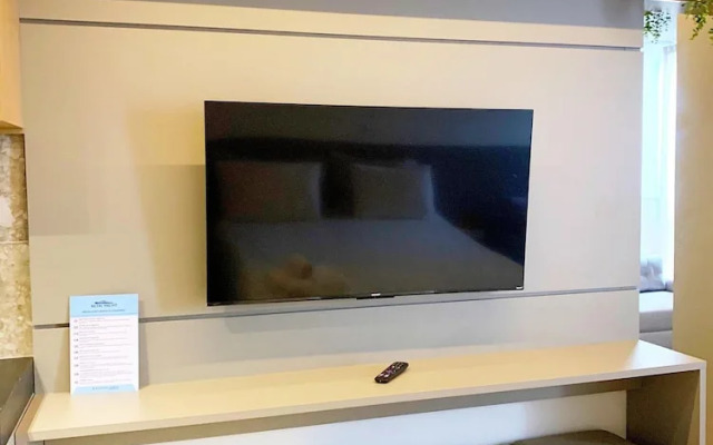 Setai Yacht By Day by Day