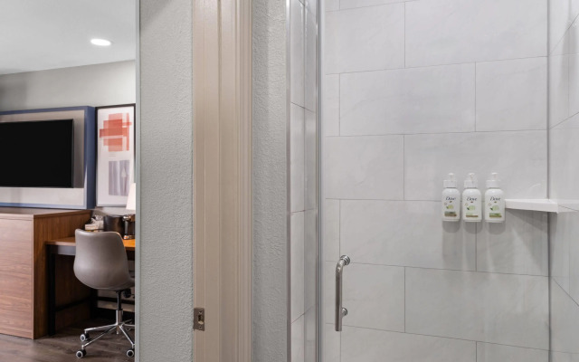 AmericInn by Wyndham Urbana/Champaign University Area