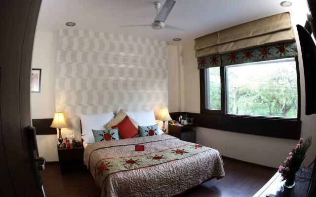 Stallen Suites Nehru Place by FabHotels