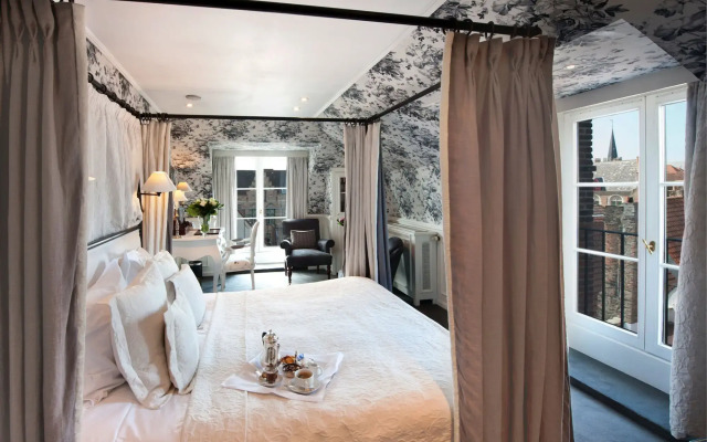 The Pand Hotel