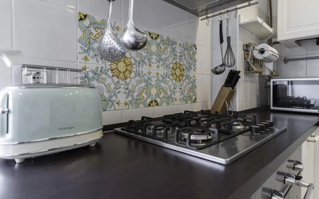 Padova 115 in Milan With 1 Bedrooms and 1 Bathrooms
