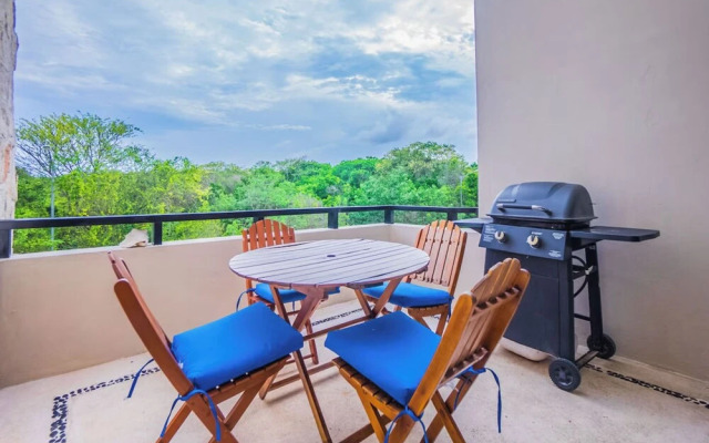 Luxury Penthouse with 2 BR - Meridian