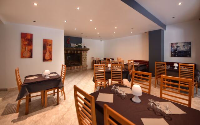 Hôtel Arena Restaurant Le Refuge