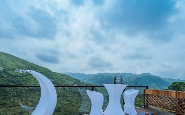 Anji Yunye Hotel (Jiangnan Tianchi Branch)