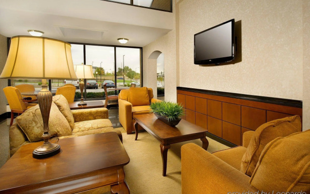 SureStay Plus Hotel by Best Western St. Louis Westport
