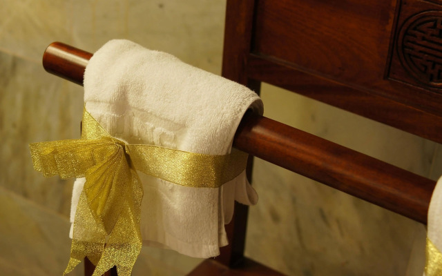 Vinh Hung Heritage Hotel