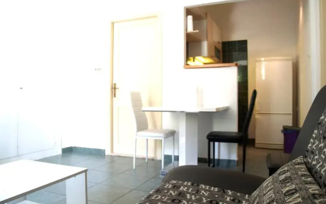 Step Away From The Beach 1-bedroom Apartment Lolov
