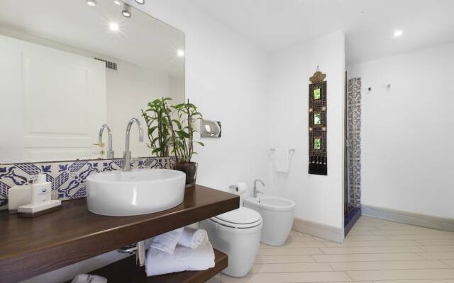 Exclusive Luxury Villa with Pool and Spa