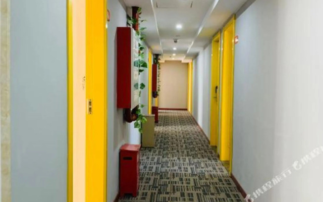 Pod Inn Selected Hotel (Nanjing Fuzimiao Subway Station Scenic Area)